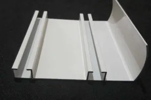 Beyaz Fırın Boyalı Alınlıklı Alüminyum Korniş